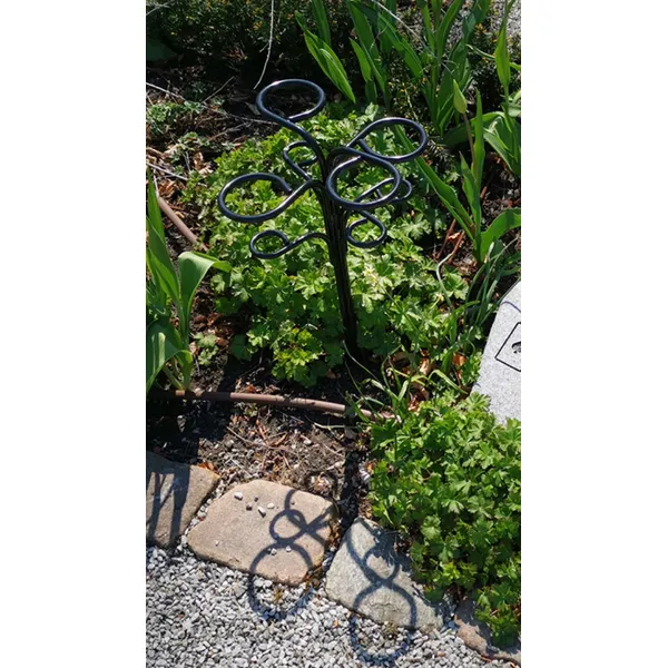 MINNELUND LYS OG VASEHOLDER (4) SPIRA